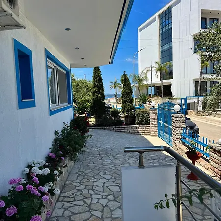 Villa Villa Dinael *