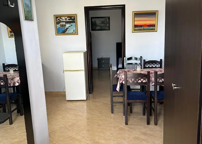 Dinael Villa Ksamil